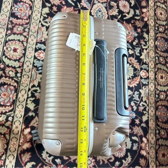 FPM  Milano light spinner suitcase made in Italy NWT - Picture 14 of 16